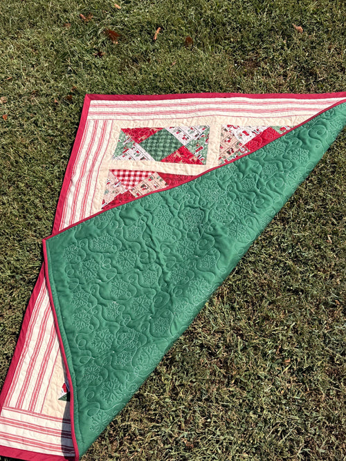 Handmade Christmas Quilt, Riley Blake Christmas Quilt, Quilted Table Topper, Christmas Wall Hanging, Holiday Lap Quilt, 35 x 43