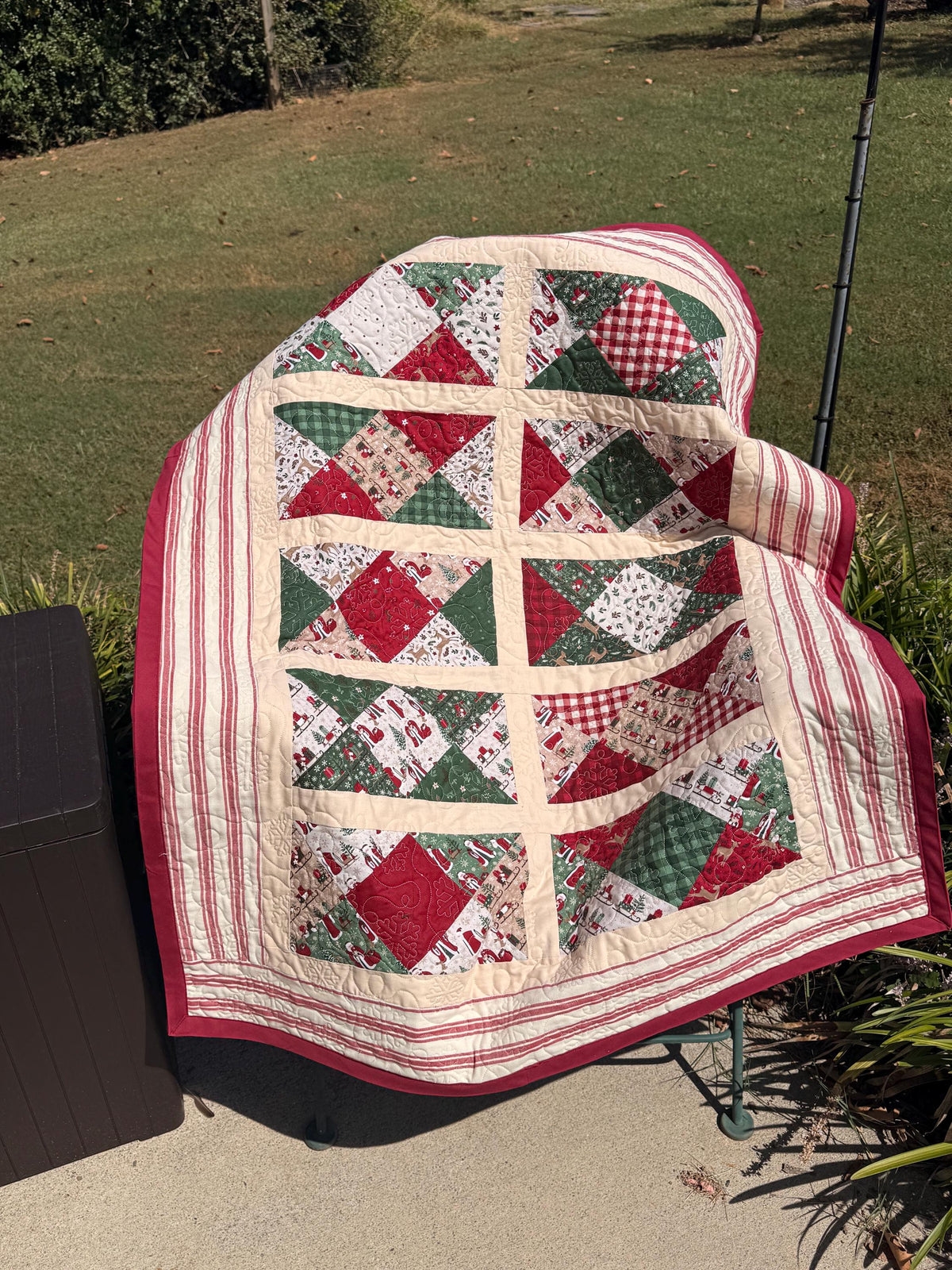 Handmade Christmas Quilt, Riley Blake Christmas Quilt, Quilted Table Topper, Christmas Wall Hanging, Holiday Lap Quilt, 35 x 43